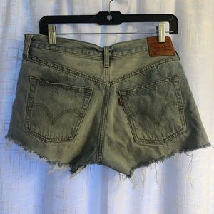 Levi’s 501 jean shorts